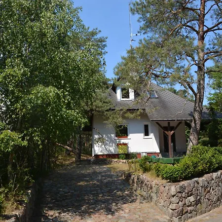 Domyletnie Dom 140 M2 Z Dzialka *