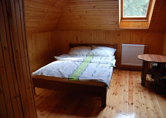 Nyaraló Domyletnie Dom 140 M2 Z Dzialka