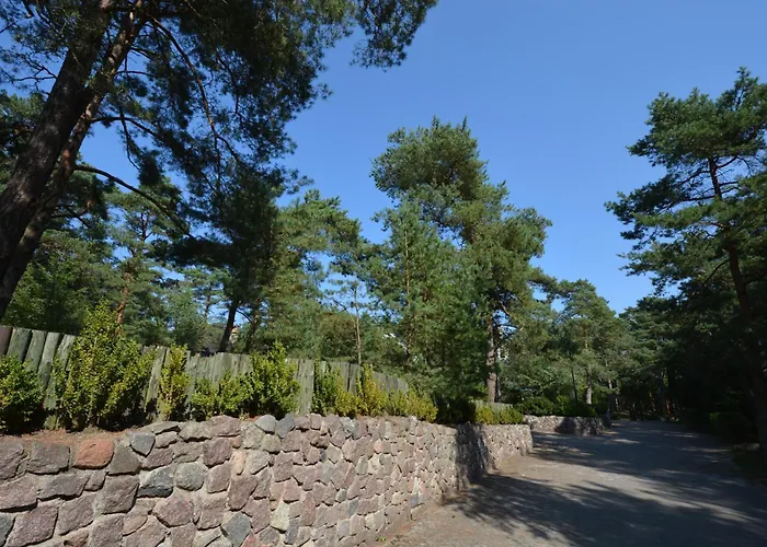 Nyaraló Domyletnie Dom 140 M2 Z Dzialka