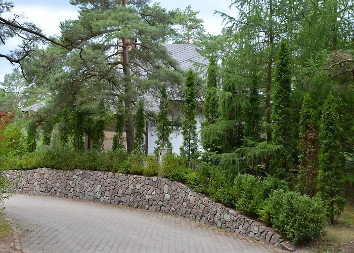 Domyletnie Dom 140 M2 Z Dzialka *